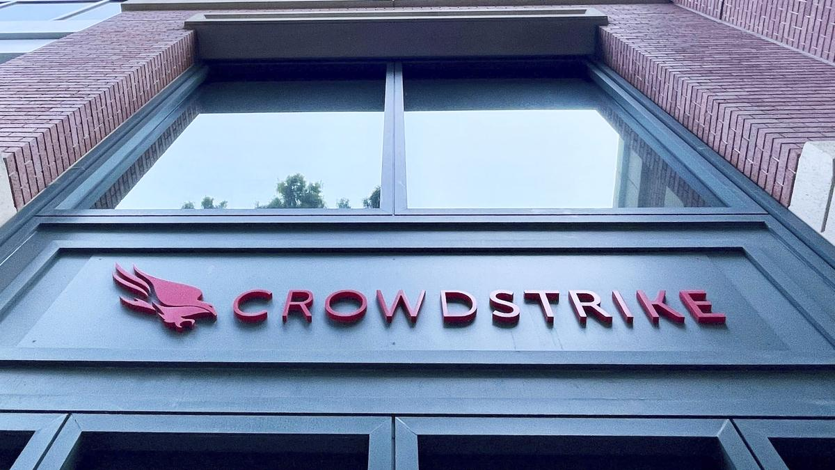 Crowdstrike.